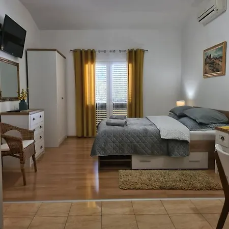Apartment Marijan *